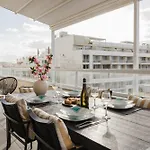 Mulberry Ph 2Bed Insane Views! By Homely